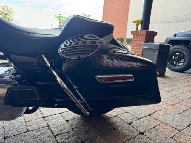 2016 Harley Davidson Road King FLHR - Photo 8