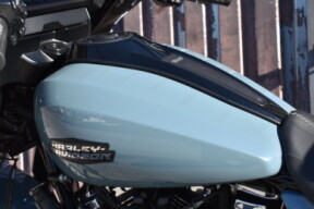 2024 Harley-Davidson® Street Glide® FLHX thumb 2