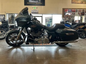 2025 Harley-Davidson® Street Glide®  thumb 0