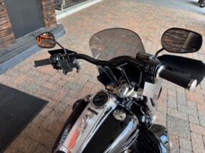  2016 Harley Davidson Road King FLHR thumb 1