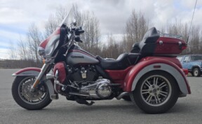 2019 Harley-Davidson® Tri Glide® Ultra  thumb 0