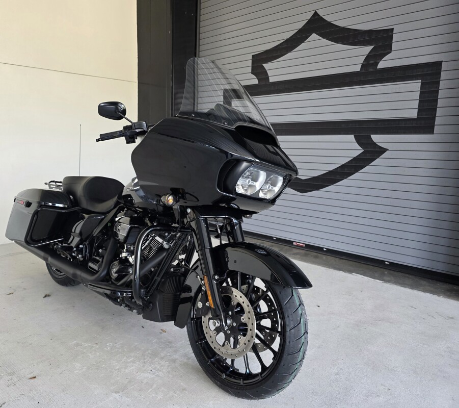 2018 Harley-Davidson Road Glide Special - Photo 2
