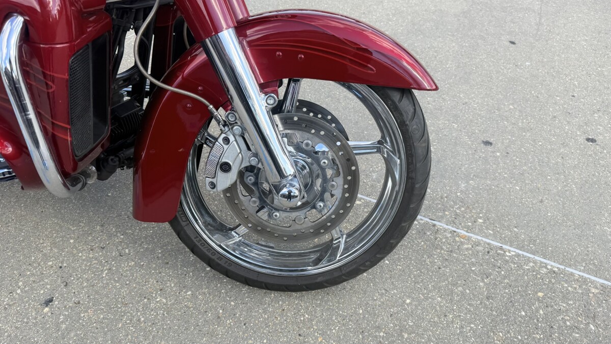 2016 Harley-Davidson CVO Street Glide - Photo 8