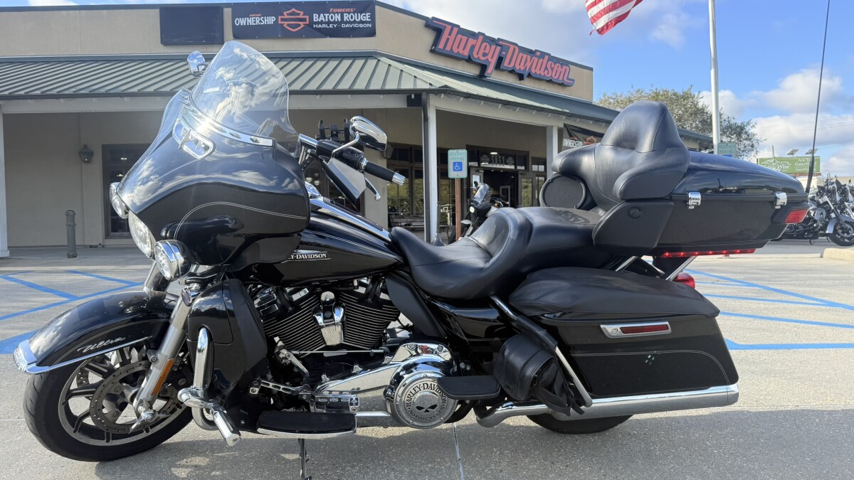 2017 Harley-Davidson Electra Glide Ultra Classic - Photo 2