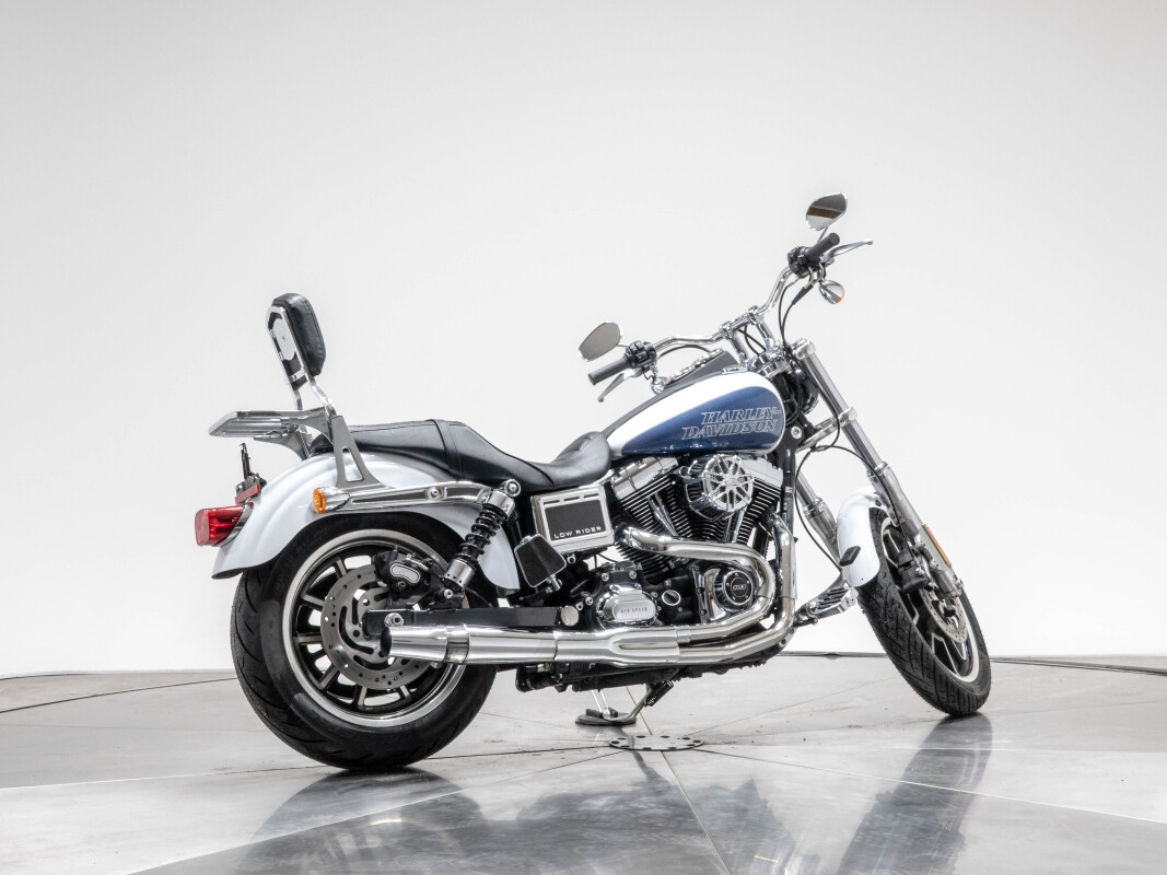 2015 Harley-Davidson FXDL Dyna Low Rider in White Hot and Blue Hot Pearl with 8,240 Miles - Photo 6