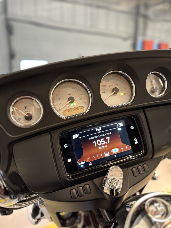 2022 Harley-Davidson Street Glide Midnight Crimson - Photo 9