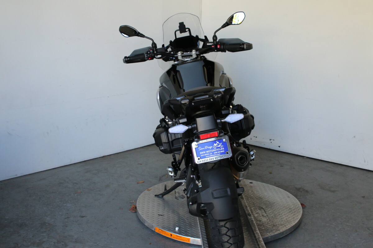 2026 BMW Motorrad R 1300 GS Blackstorm Metallic - Photo 8