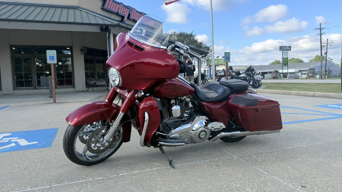 2016 Harley-Davidson CVO Street Glide