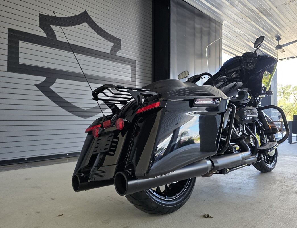 2018 Harley-Davidson Road Glide Special - Photo 4