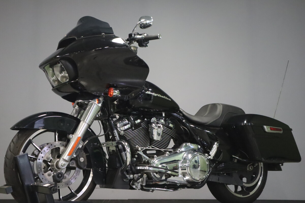 2020 Harley-Davidson Road Glide FLTRX - Photo 4
