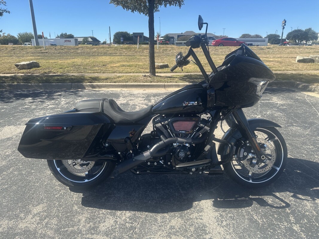 2025 Harley-Davidson Road Glide FLTRX