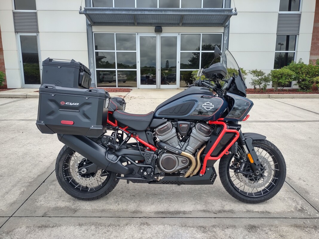 CVO Pan America - Photo 2