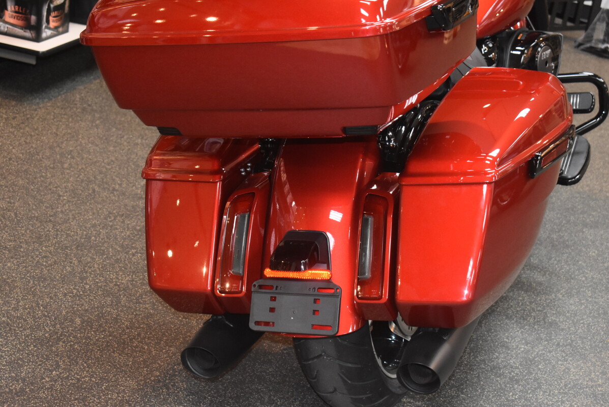 FLHX 2025 Street Glide - Photo 4