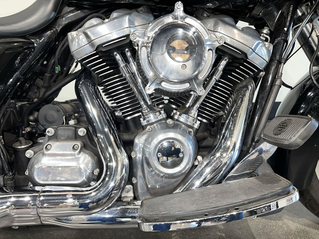 2021 Harley-Davidson Electra Glide Standard FLHT - Photo 4