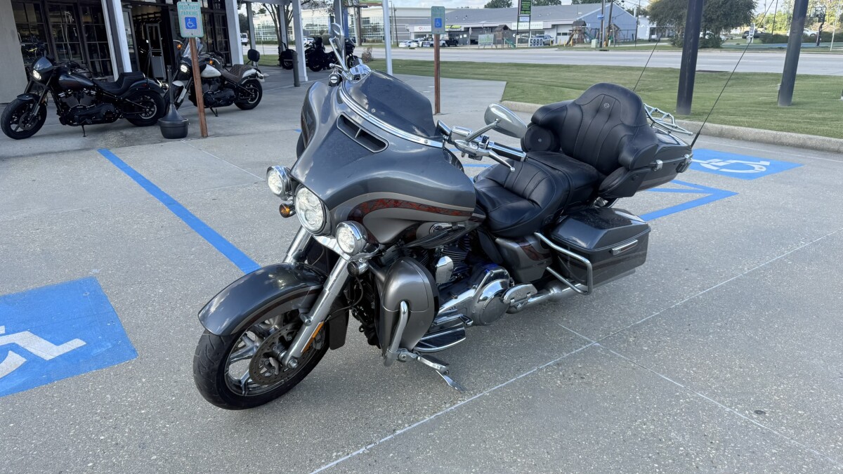 2016 Harley-Davidson CVO Limited - Photo 9