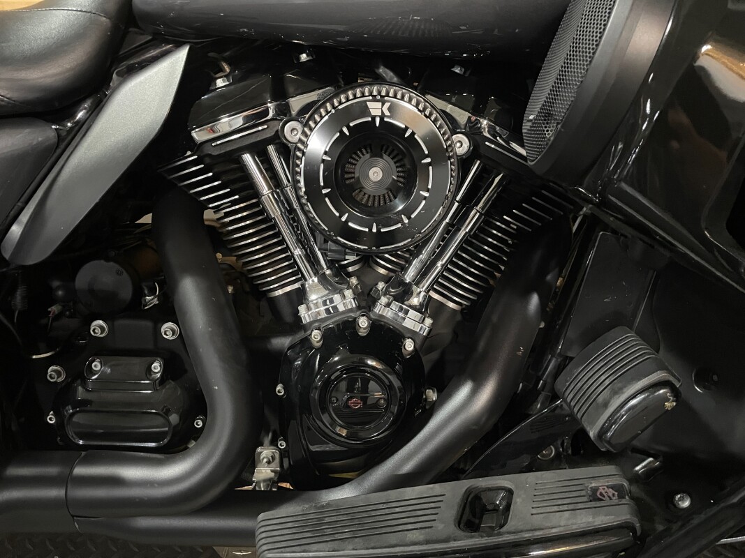 Harley-Davidson Road Glide Limited 2021 FLTRK GAUNT GRY MTLIC - Photo 2