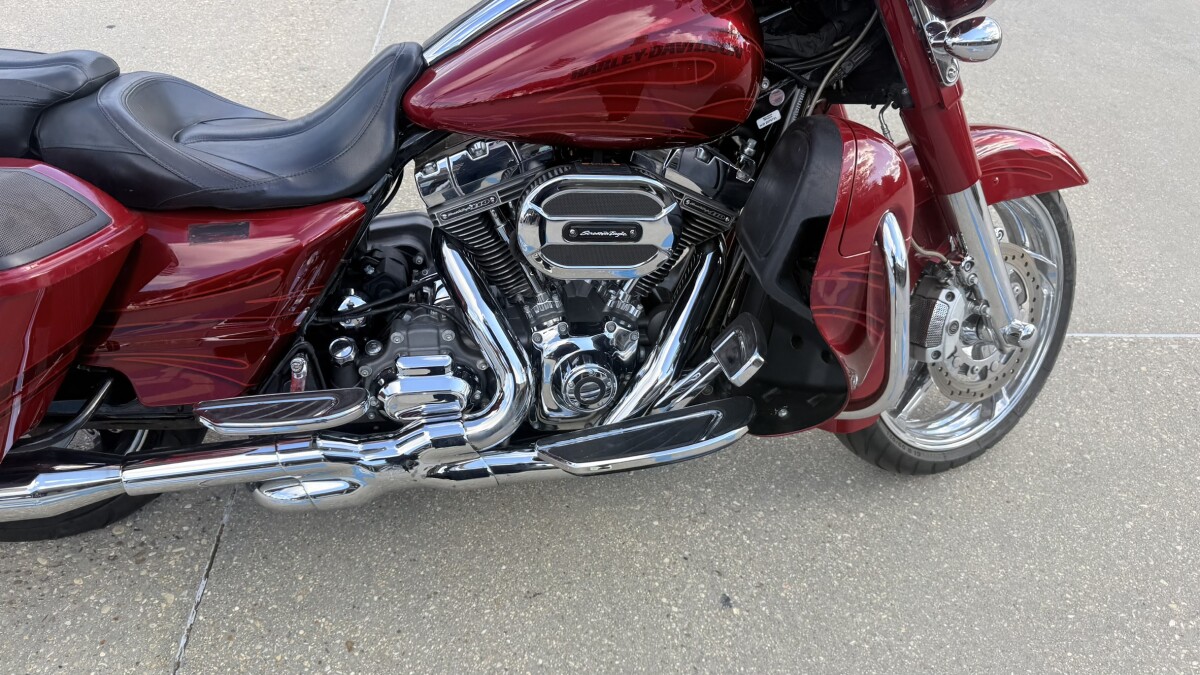 2016 Harley-Davidson CVO Street Glide - Photo 10