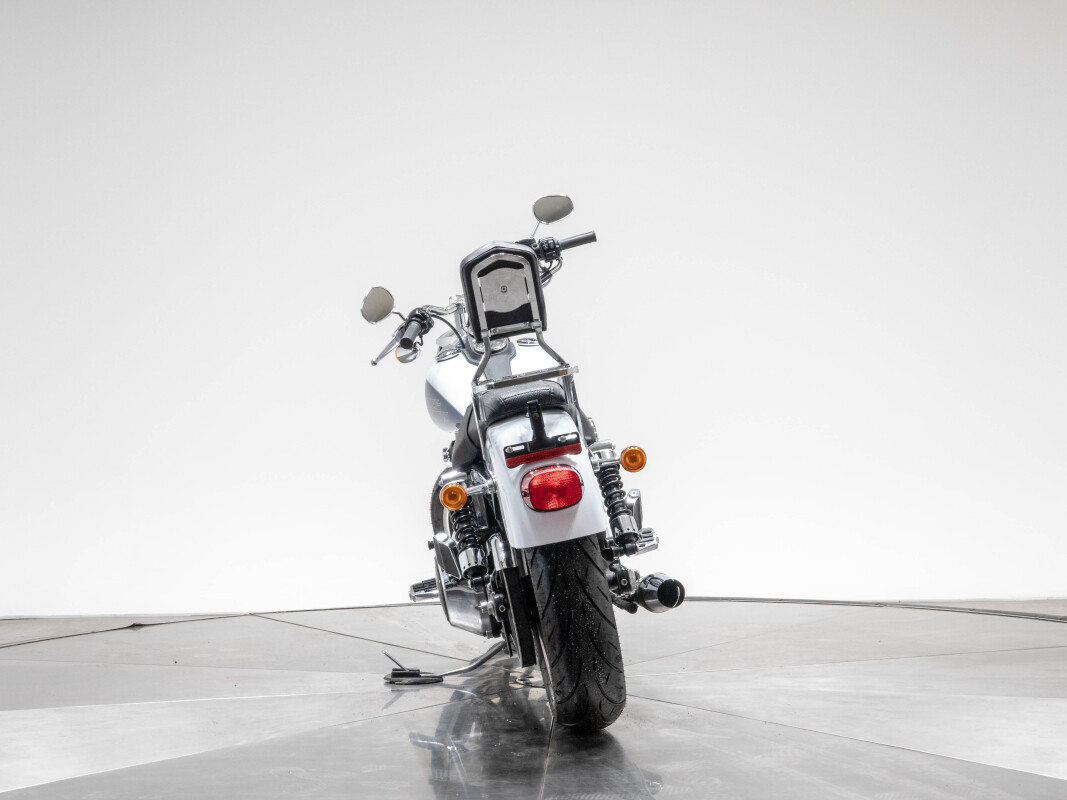 2015 Harley-Davidson FXDL Dyna Low Rider in White Hot and Blue Hot Pearl with 8,240 Miles - Photo 10