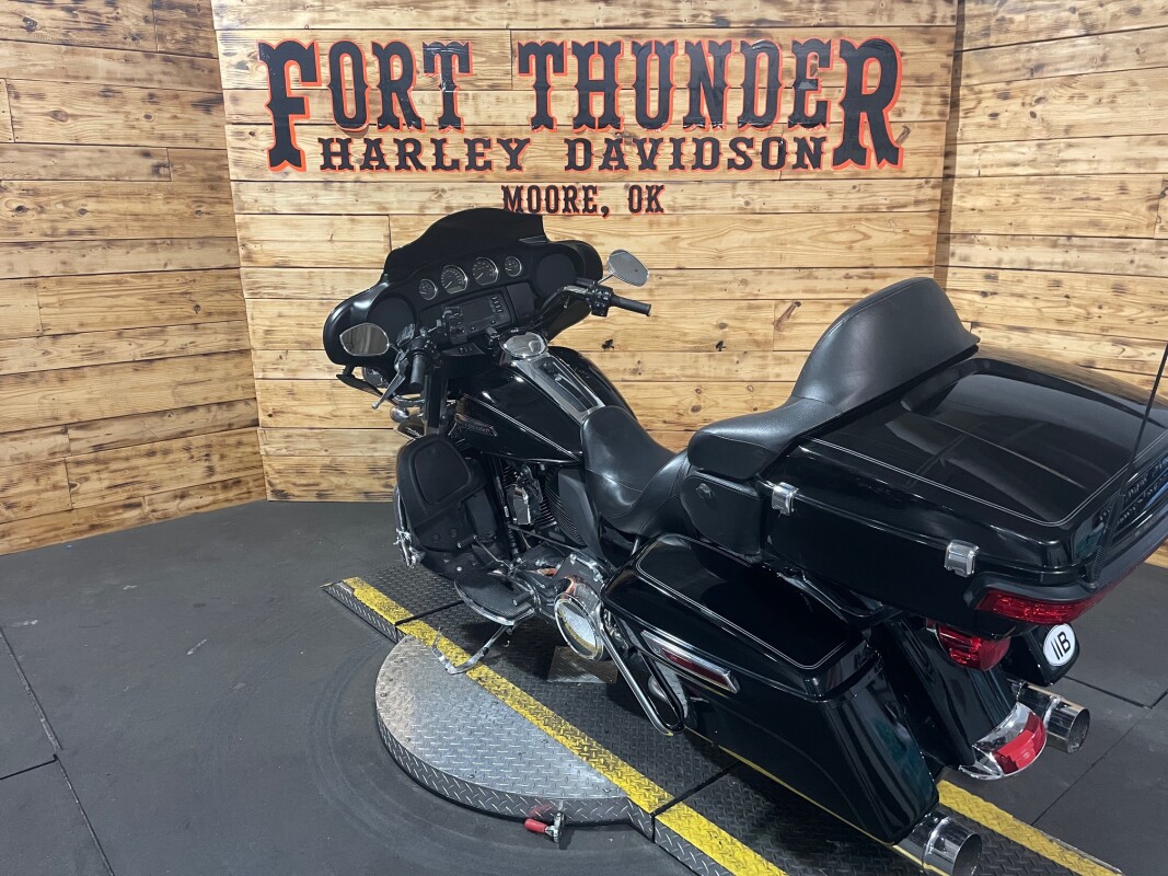 Harley-Davidson Electra Glide Ultra Classic Low 2015 FLHTCUL BLACK - Photo 10
