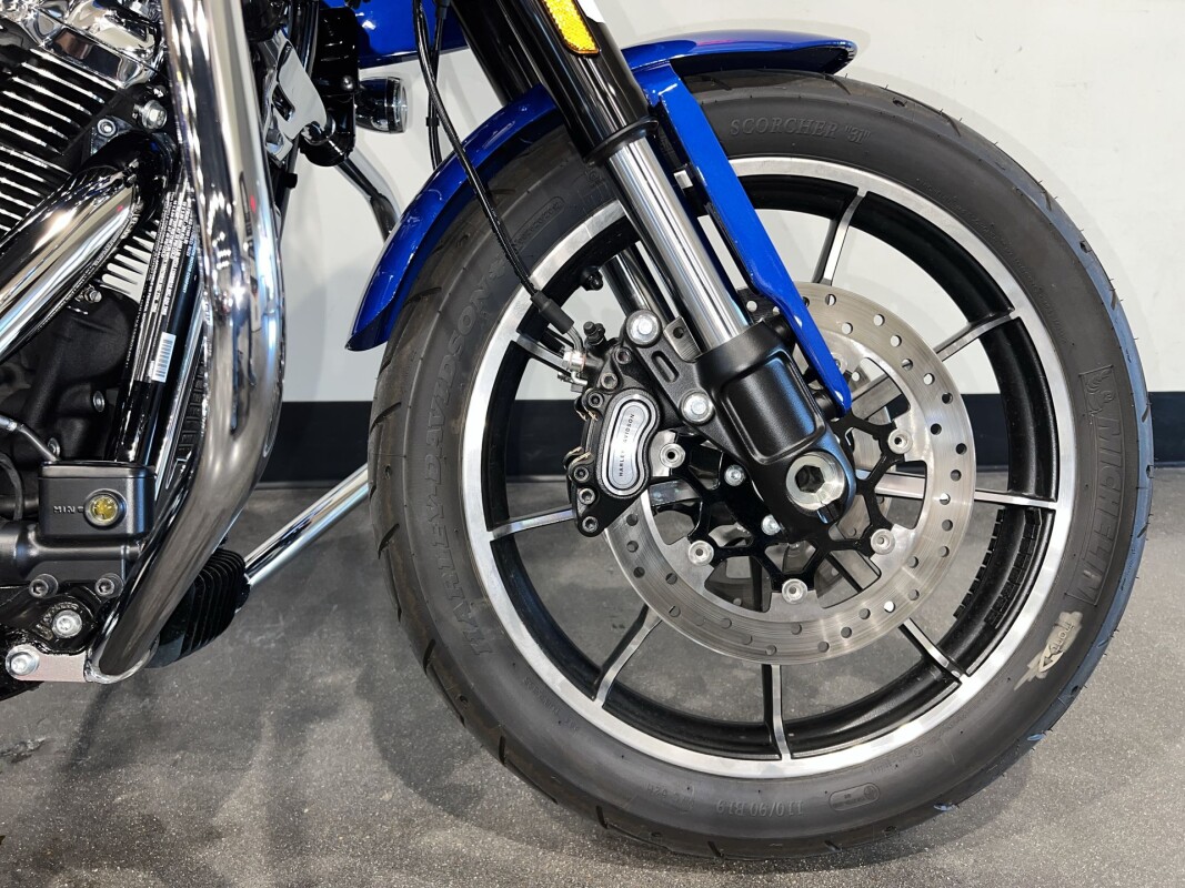 2025 Harley-Davidson Low Rider ST FXLRST - Photo 3
