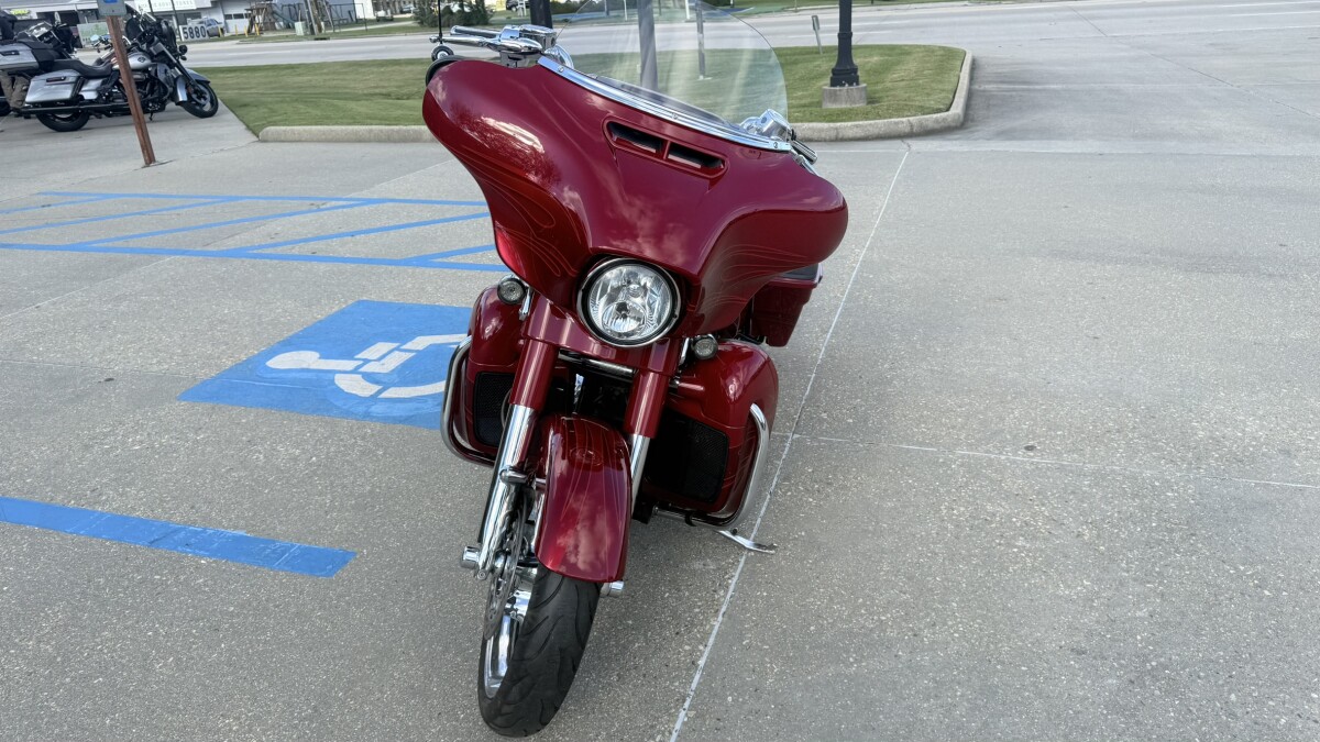 2016 Harley-Davidson CVO Street Glide - Photo 4