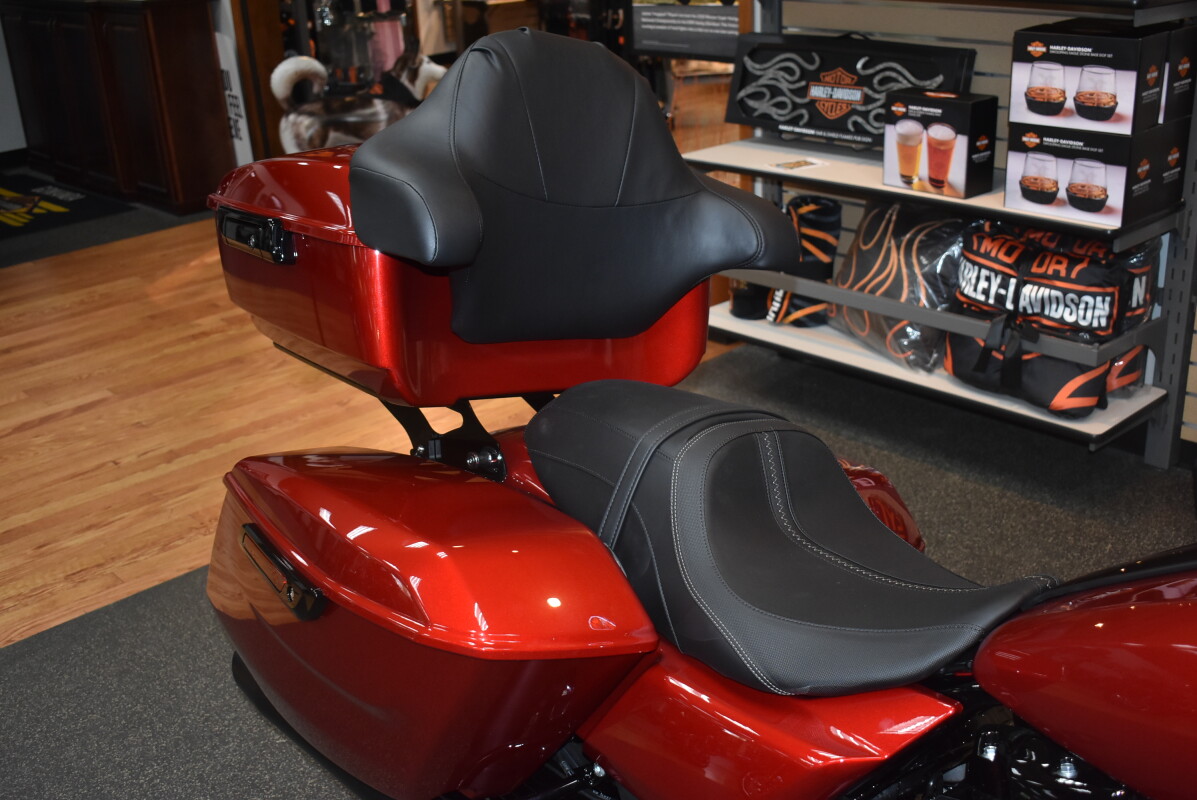 FLHX 2025 Street Glide - Photo 7