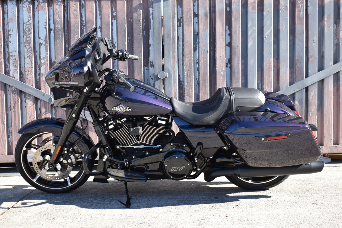 2025 Harley-Davidson® Street Glide® FLHX