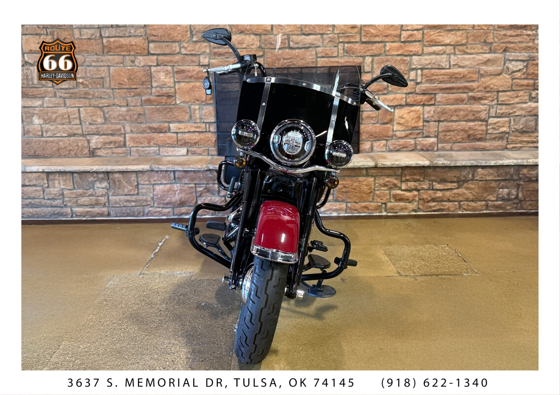 2020 Harley-Davidson Heritage Classic 114 Billiard Red/Vivid Black - Photo 2