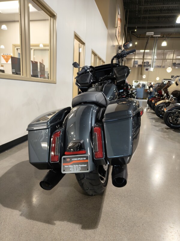 2025 Harley-Davidson Road Glide Iron Horse Metallic - Black Finish - Photo 6