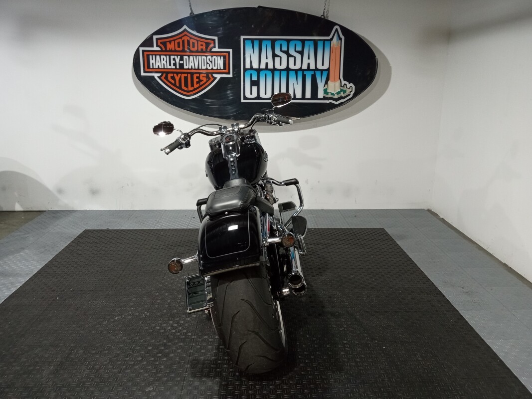2024 Harley-Davidson Fat Boy 114 - Vivid Black - Photo 4