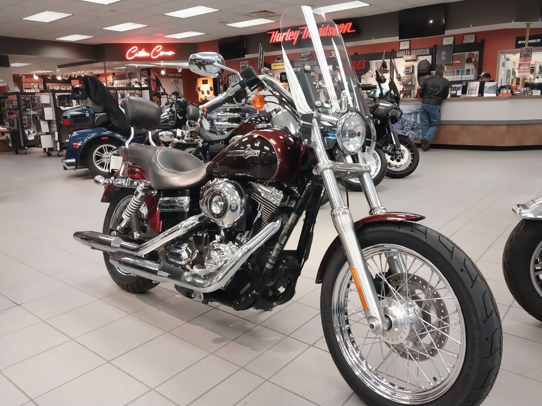FXDC 2014 Super Glide Custom - Photo 2