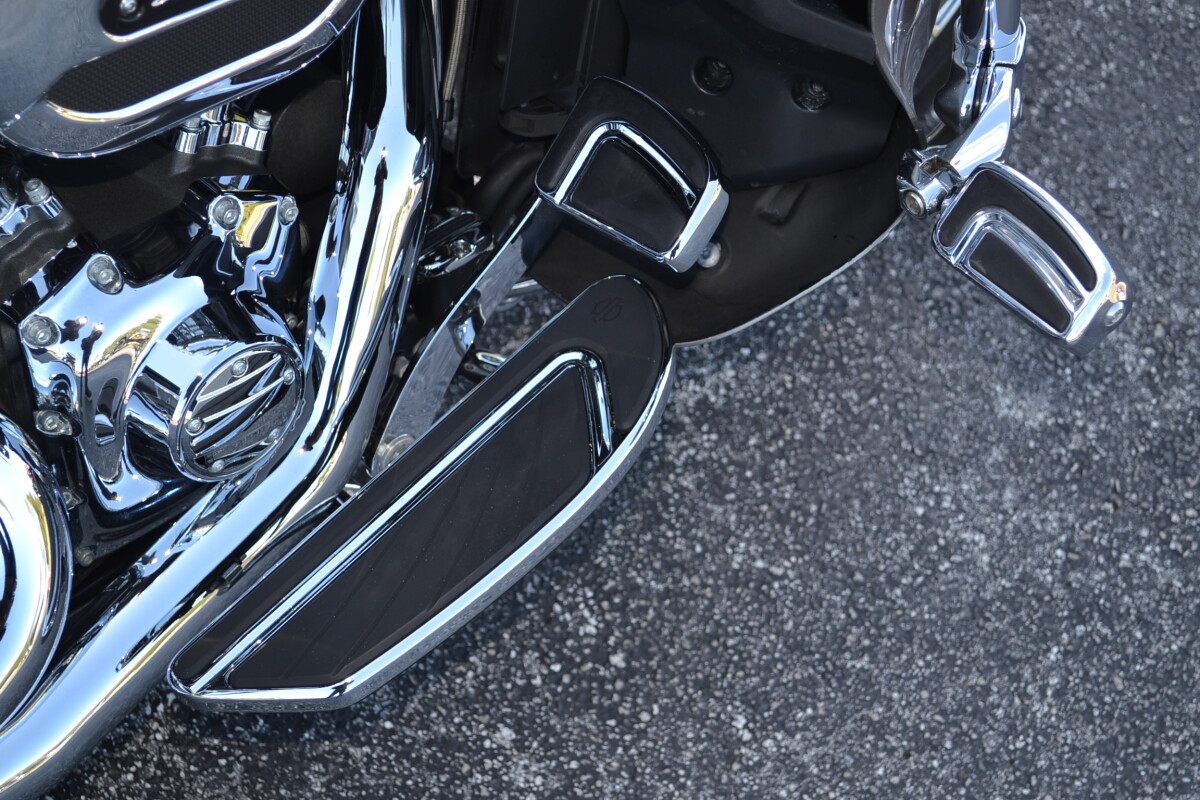 2016 Harley-Davidson CVO Road Glide Ultra - FLTRUSE - Photo 7