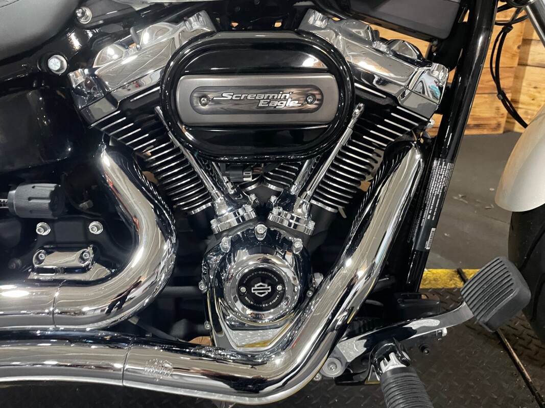 Harley-Davidson Breakout 114 2019 FXBRS BONNEVILLE SALT PEARL - Photo 2