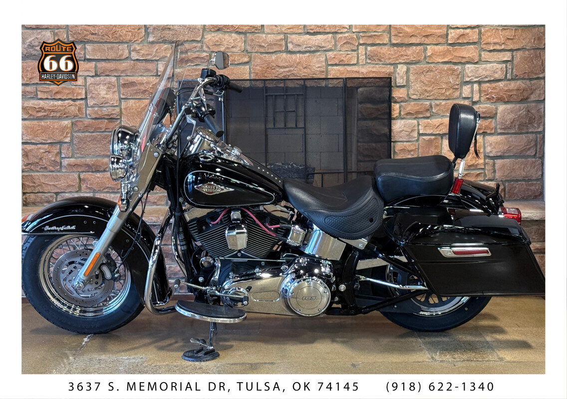 2013 Harley-Davidson Heritage Softail Classic BLACK W/ PINSTRIPE - Photo 3