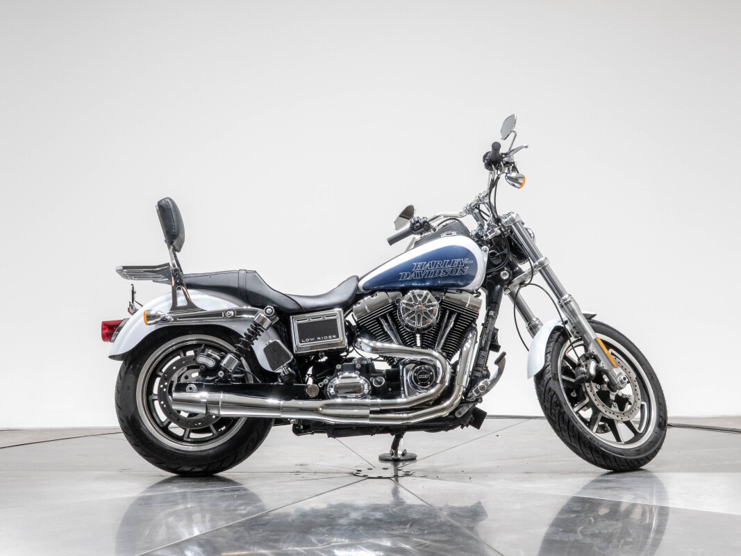 2015 Harley-Davidson FXDL Dyna Low Rider in White Hot and Blue Hot Pearl with 8,240 Miles