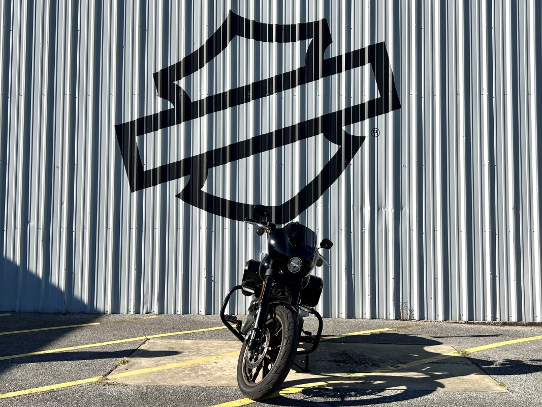 2023 Harley-Davidson Low Rider S Vivid Black