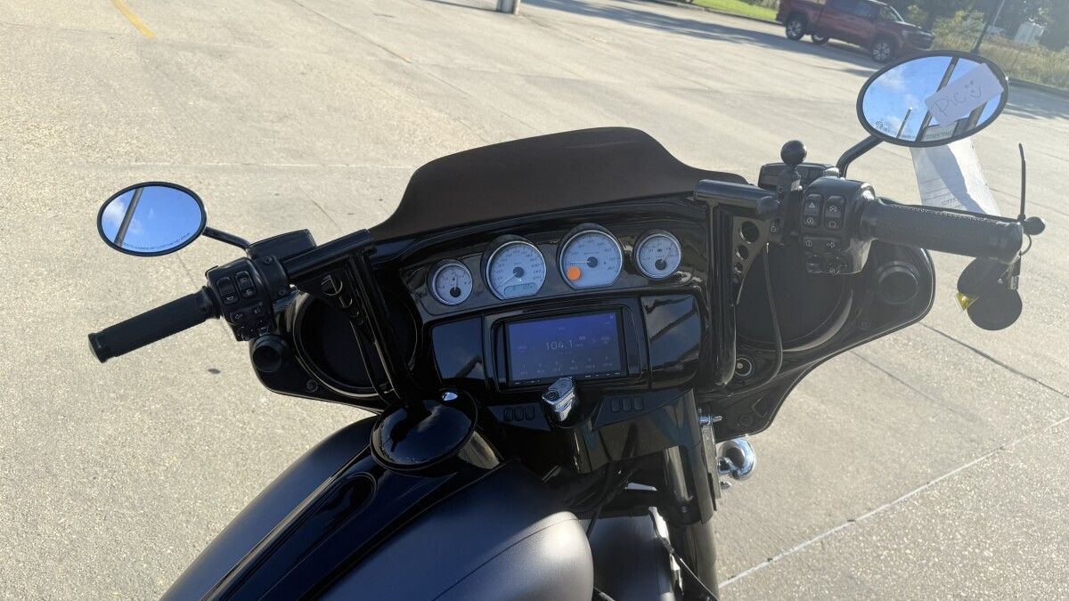2016 Harley-Davidson Street Glide Special - Photo 8