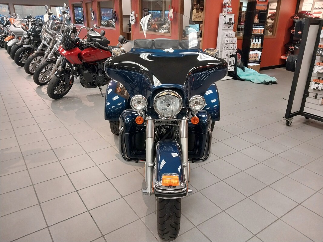 FLHTCUTG 2013 Tri Glide Ultra Classic - Photo 3