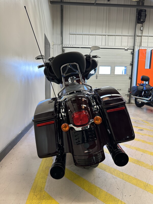 2022 Harley-Davidson Street Glide Midnight Crimson - Photo 6
