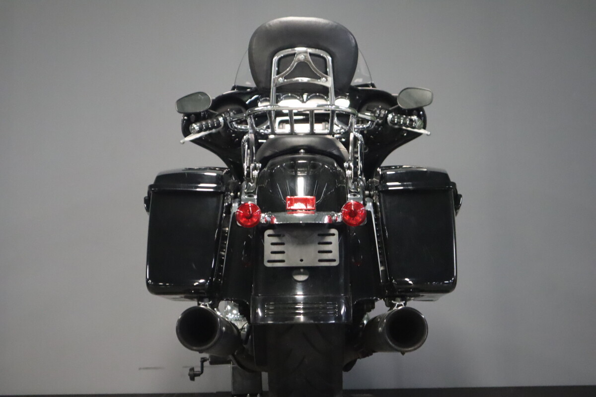 2017 Harley-Davidson Street Glide Special FLHXS - Photo 7