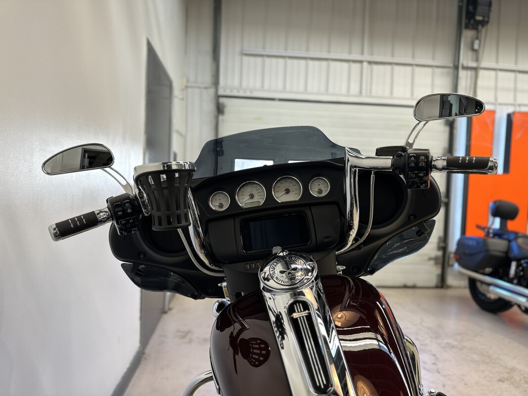 2022 Harley-Davidson Street Glide Midnight Crimson - Photo 7