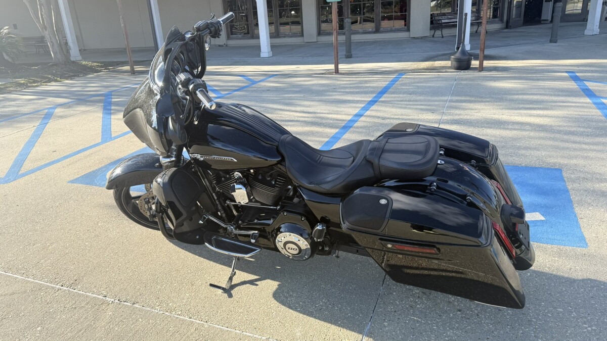 2016 Harley-Davidson CVO Street Glide - Photo 3