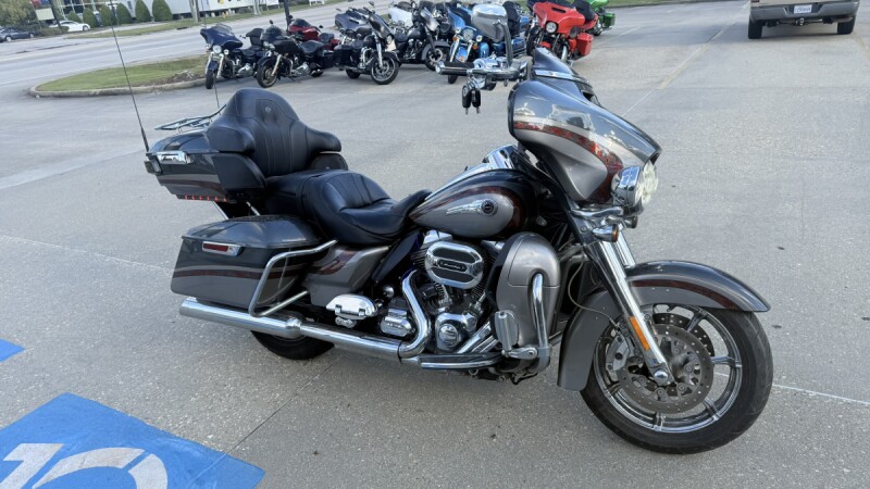 2016 Harley-Davidson® CVO™ Limited