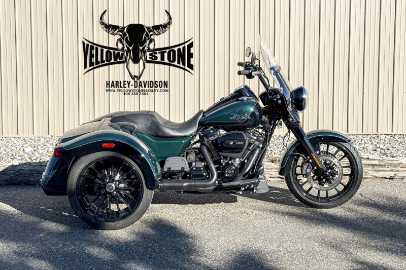 2024 Harley-Davidson® Freewheeler® Alpine Green / Vivid Black