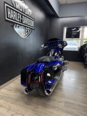 2025 Harley-Davidson® CVO™ Street Glide®  thumb 3