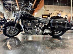 2012 Harley-Davidson® Heritage Softail® Classic Vivid Black (Chrome Finish w/ Laced Wheels) thumb 2