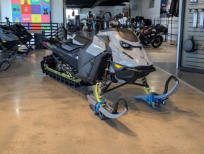 2026 Ski-Doo Summit Adrenaline with Edge Package 850 E-TEC® Turbo R 165 3.0 thumb 3
