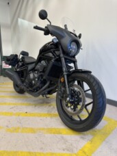 2023 Honda Rebel® 1100 Iridium Grey Metallic thumb 3