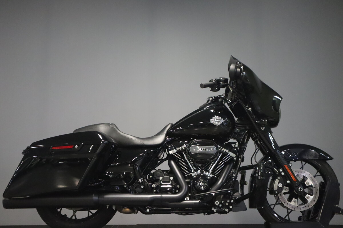 2021 Harley-Davidson Street Glide Special FLHXS