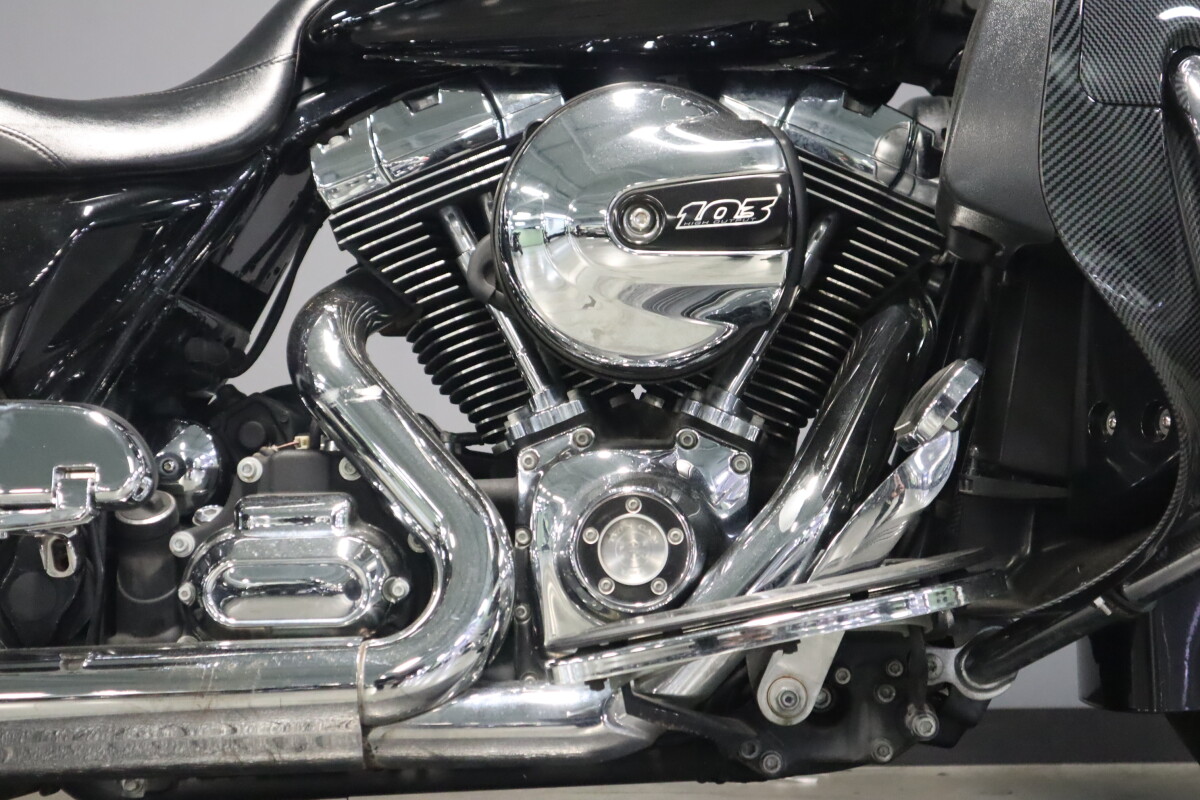 2014 Harley-Davidson Street Glide FLHX - Photo 9